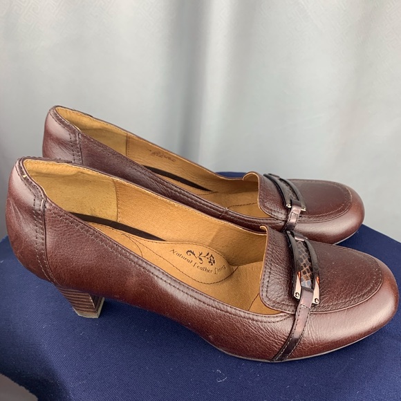 Söfft Odion Mahogany and Snake Print Heels - Picture 2 of 5